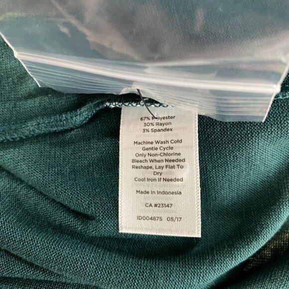 Talbots Top Puff Sleeve Green Solid‎ Polyester Blend NWT Women's 3XP - Picture 10 of 10